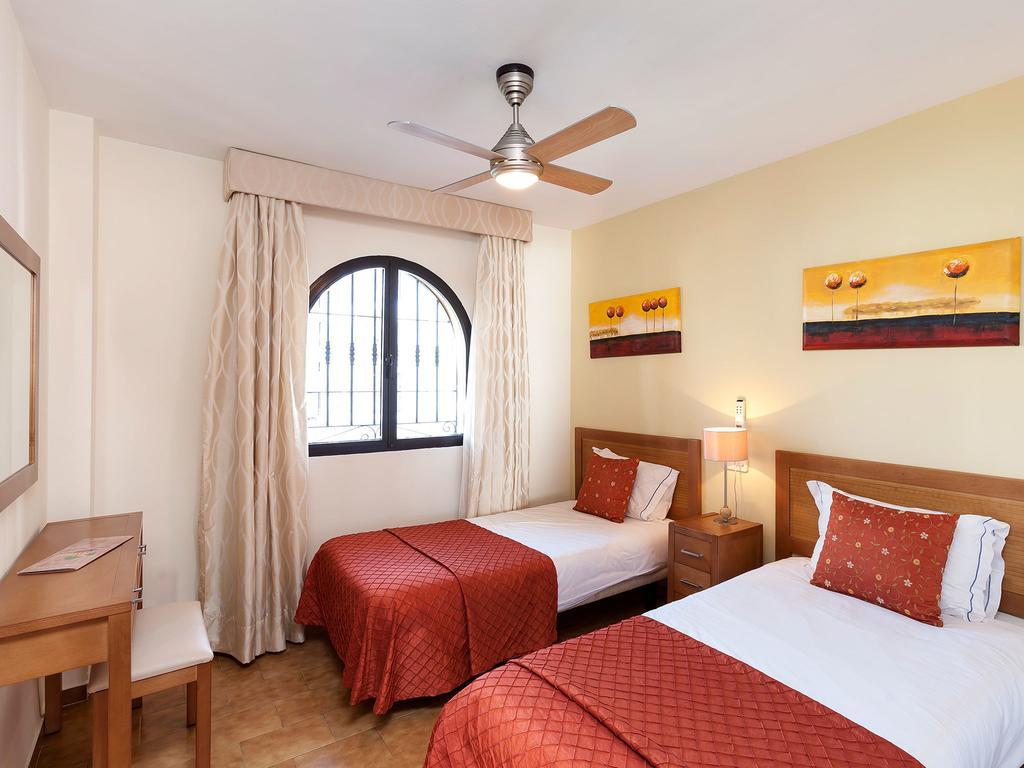 Riviera Del Mar Apartment Sitio de Calahonda Zimmer foto